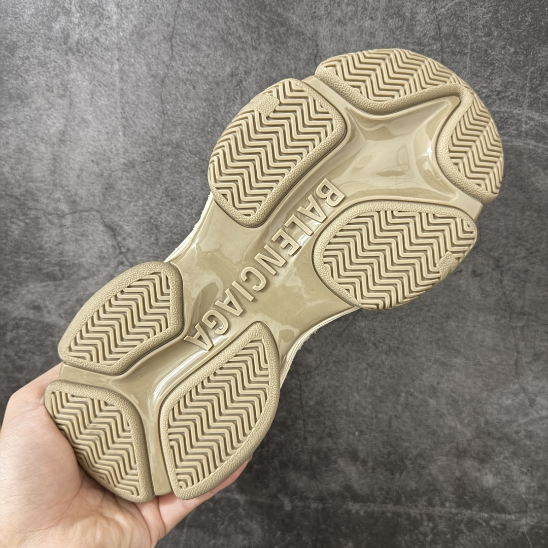 Balenciaga巴黎世家 Triple S .2 厚底系带 低帮 老爹鞋半拖 Balenciaga是由被誉为代表二十