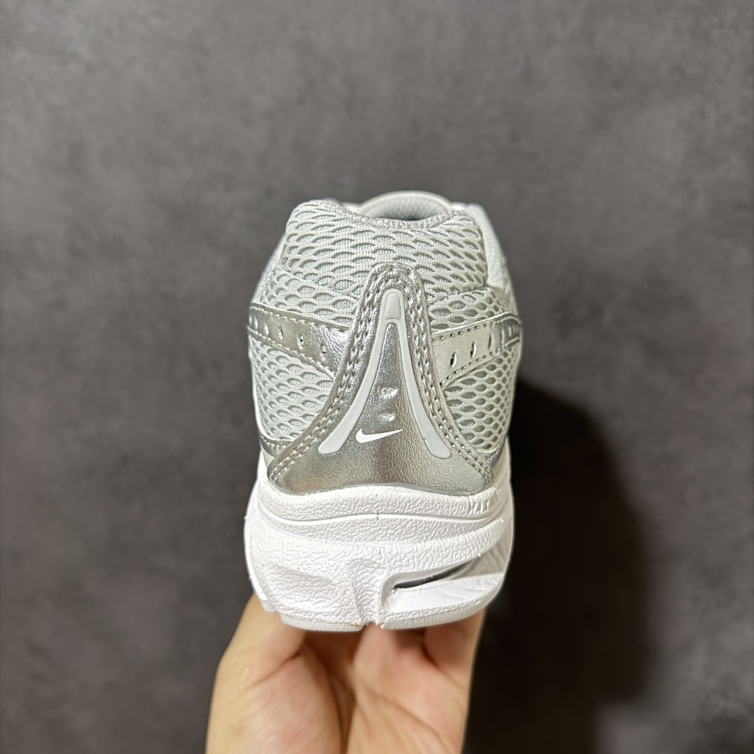 Nike Air Max Moto 2K 耐克 百搭舒适耐磨 低帮跑步鞋 货号:HQ2056 011 尺码:36 36.