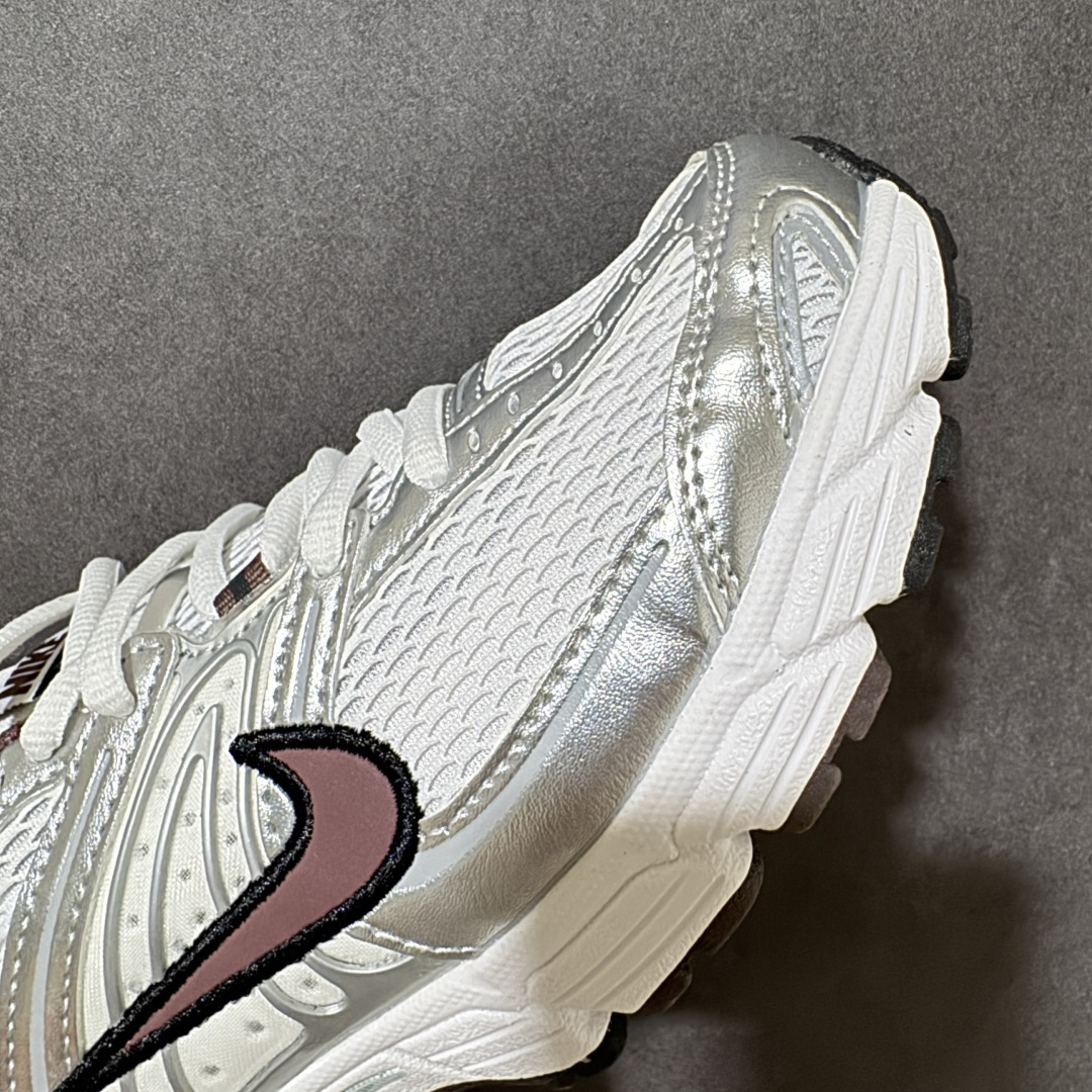 Nike Air Max Moto 2K 耐克 百搭舒适耐磨 低帮跑步鞋 货号:HQ2056-109 尺码:36 36.
