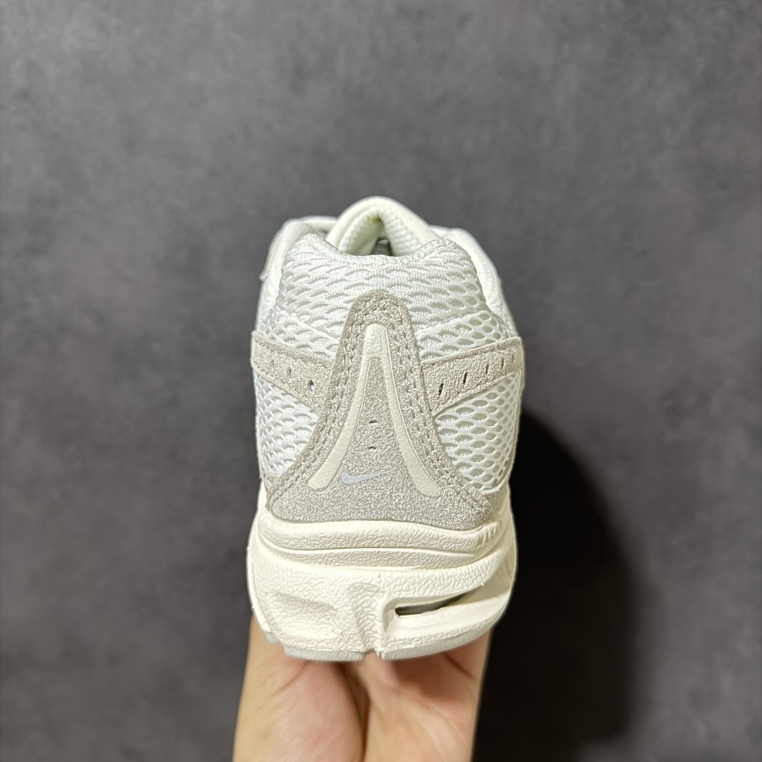 Nike Air Max Moto 2K 耐克 百搭舒适耐磨 低帮跑步鞋 货号:HQ2056-100 尺码:36 36.