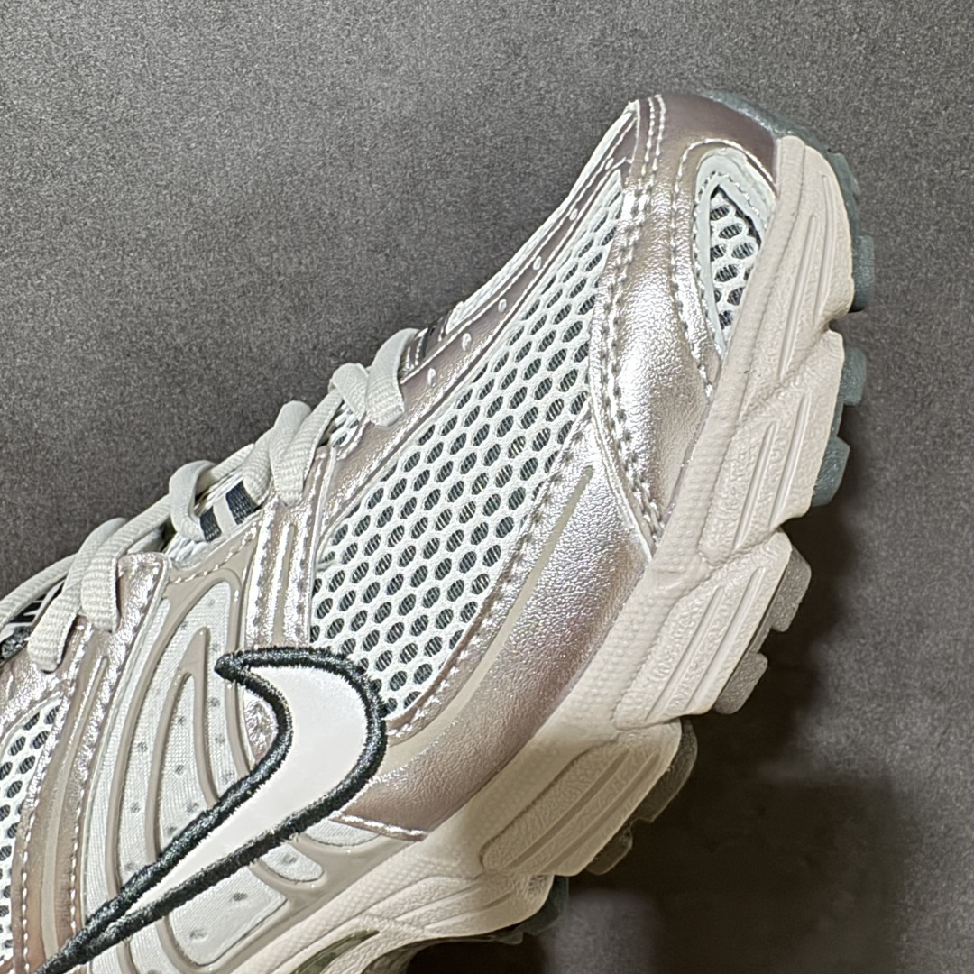 Nike Air Max Moto 2K 耐克 百搭舒适耐磨 低帮跑步鞋 货号:IQ9279 008 尺码:39-46 