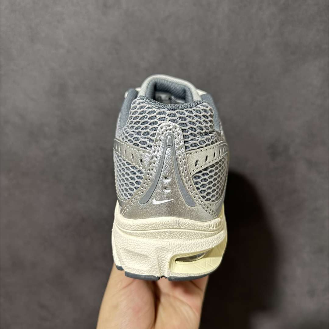 Nike Air Max Moto 2K 耐克 百搭舒适耐磨 低帮跑步鞋 货号:IQ7592 077 尺码:39-46 
