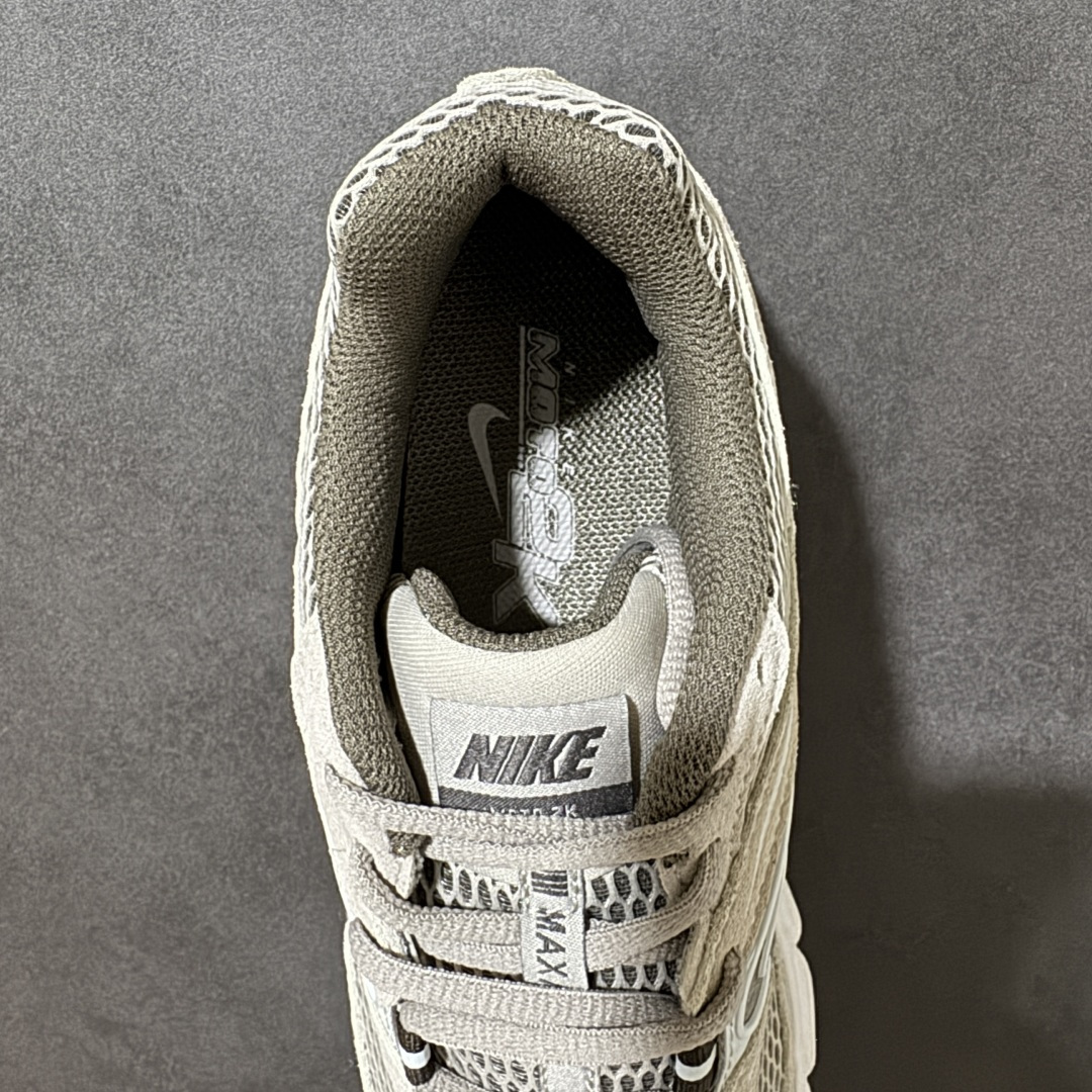 Nike Air Max Moto 2K 耐克 百搭舒适耐磨 低帮跑步鞋 货号:IQ4924 002 尺码:39-46 