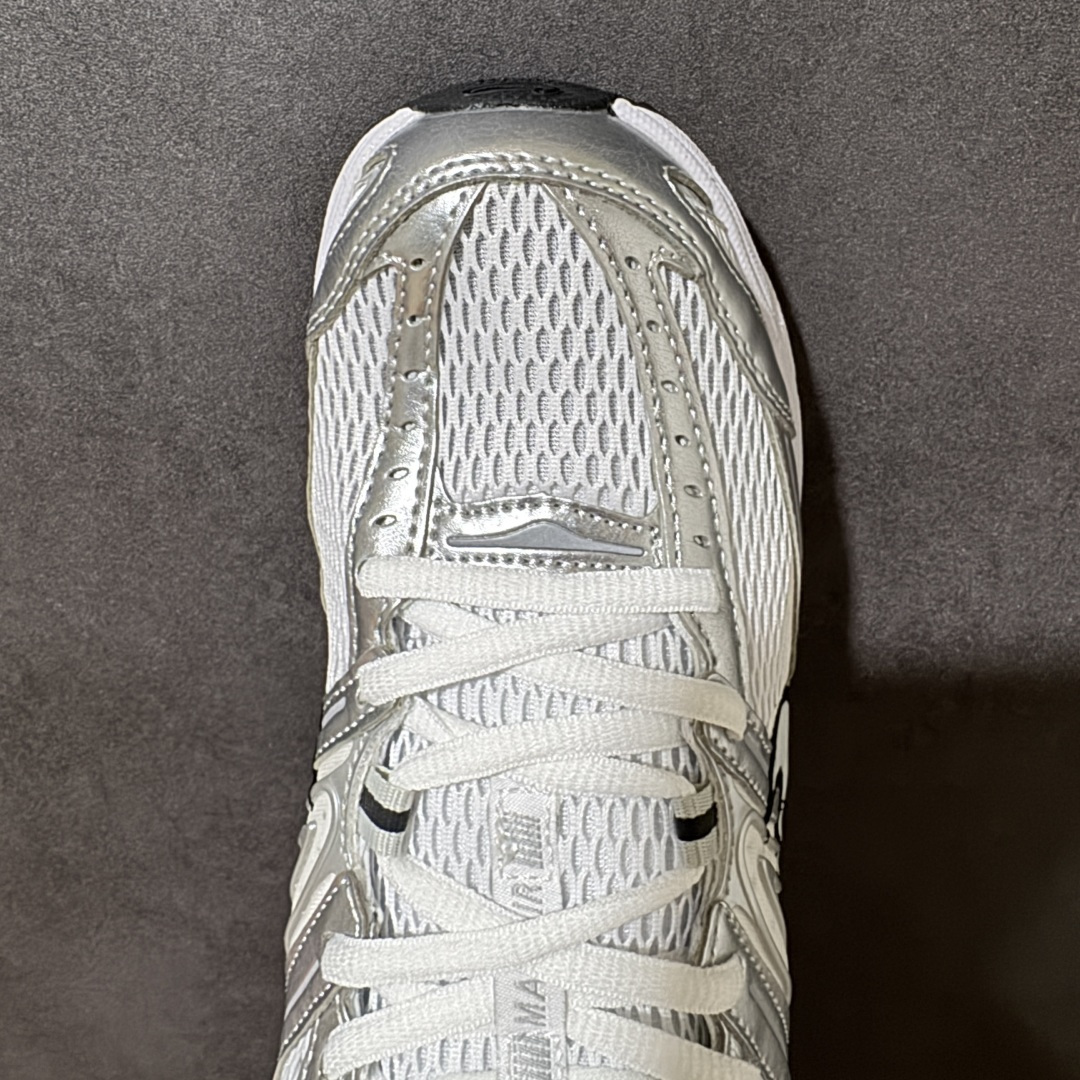 Nike Air Max Moto 2K 耐克 百搭舒适耐磨 低帮跑步鞋 货号:HQ2056 103 尺码:39-46 