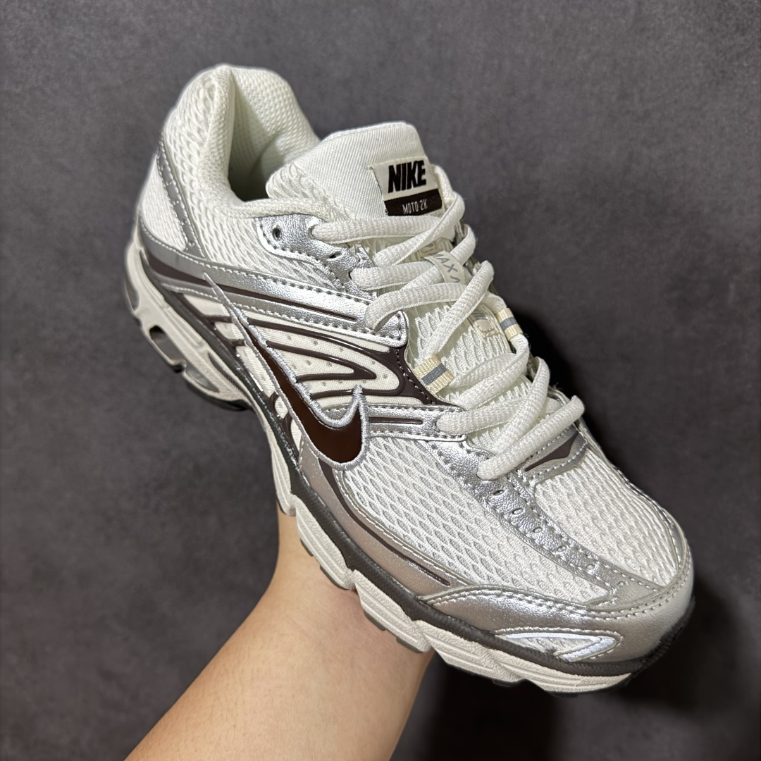 Nike Air Max Moto 2K 耐克 百搭舒适耐磨 低帮跑步鞋 货号:IO1915 030 尺码:39-46 