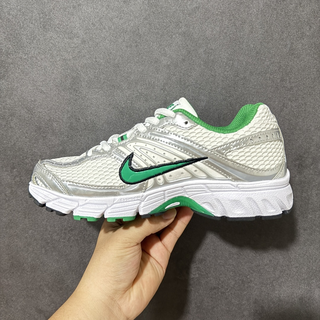 Nike Air Max Moto 2K 耐克 百搭舒适耐磨 低帮跑步鞋 货号:HQ2056 102 尺码:39-46 