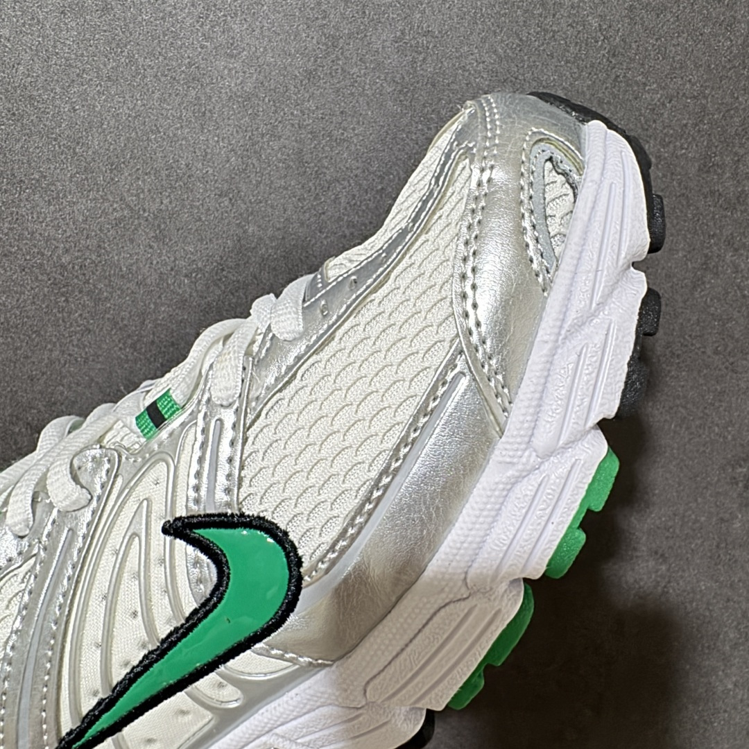 Nike Air Max Moto 2K 耐克 百搭舒适耐磨 低帮跑步鞋 货号:HQ2056 102 尺码:39-46 