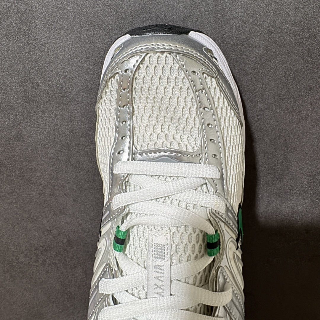 Nike Air Max Moto 2K 耐克 百搭舒适耐磨 低帮跑步鞋 货号:HQ2056 102 尺码:39-46 