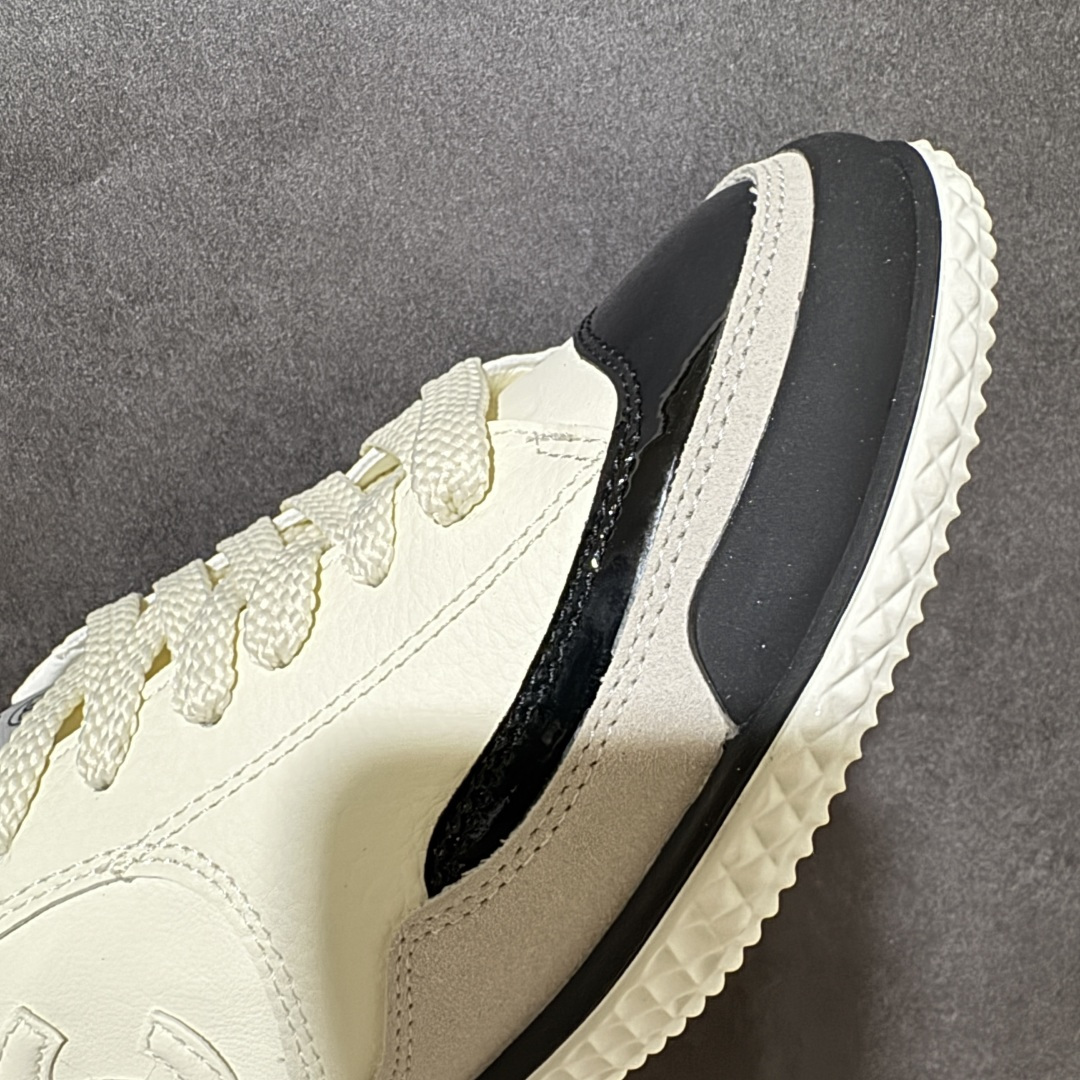 法国奢侈品品牌·香奈儿Chanel Calfskin Suede Low 2026 系列薄底轻便百搭休闲运动鞋 货号： 