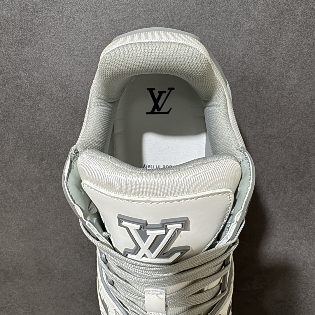 Louis Vuitton LV Trainer 时装走秀圆头系带运动鞋 高清洁度 专柜礼盒全套包装 超高性价比 尺码：