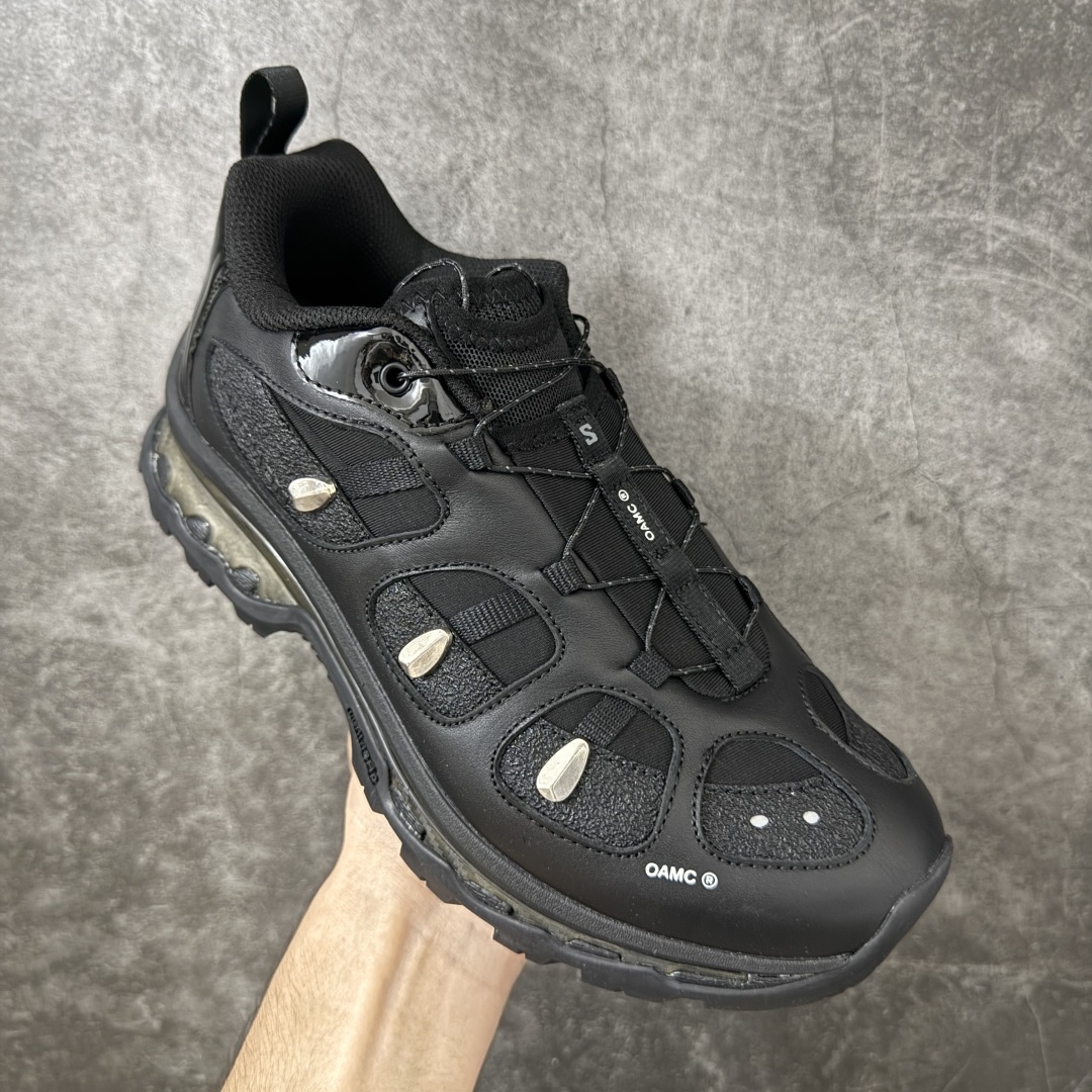 SALOMON萨洛蒙 XT-Quest OAMC 舒适耐用 低帮 跑步鞋 男女同款 黑色 这款萨洛蒙与OAMC的联名款 SALOMON萨洛蒙 XT-Quest OAMC 舒适耐用 低帮 跑步鞋 男女同款 黑色 这款萨洛蒙与OAMC的联名款