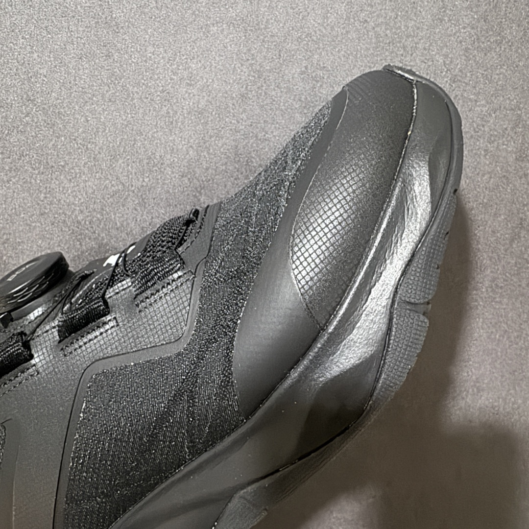 迪桑特DESCENTE CIRCUIT LTR WIRE 2.0 舒适百搭防滑耐磨 低帮 休闲跑步鞋 货号:D5331T
