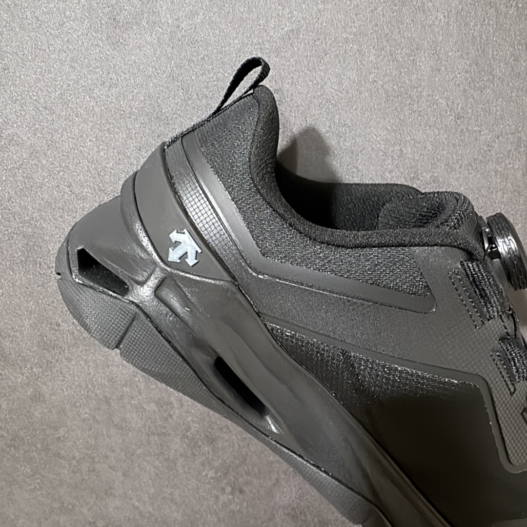 迪桑特DESCENTE CIRCUIT LTR WIRE 2.0 舒适百搭防滑耐磨 低帮 休闲跑步鞋 货号:D5331T