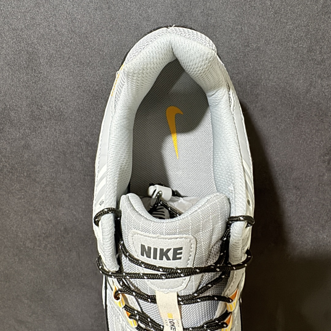 Nike P-6000 复古休闲 耐克 低帮休闲城市通勤跑步鞋 采用透气网眼布搭配皮革和合成材质覆面 再现早期鞋款外观 Nike P-6000 复古休闲 耐克 低帮休闲城市通勤跑步鞋 采用透气网眼布搭配皮革和合成材质覆面 再现早期鞋款外观
