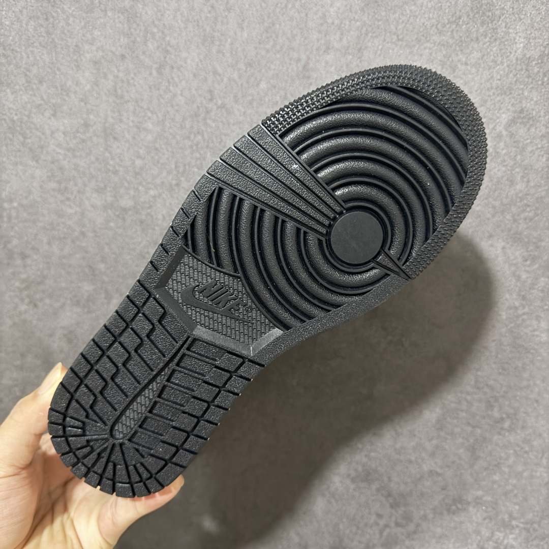 Nike Air Jordan 1 Low AJ1 乔1 耐克 低帮休闲板鞋 同步官方配色 货号: 200 尺码:36 