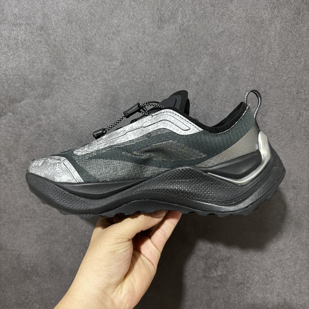 Adidas Holo Peak 阿迪达斯 防滑运动 舒适贴合 低帮越野跑鞋 货号:KZ9996 尺码:36 36.5 