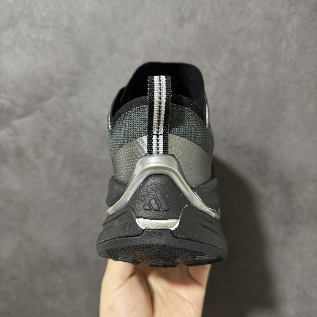 Adidas Holo Peak 阿迪达斯 防滑运动 舒适贴合 低帮越野跑鞋 货号:KZ9996 尺码:36 36.5 