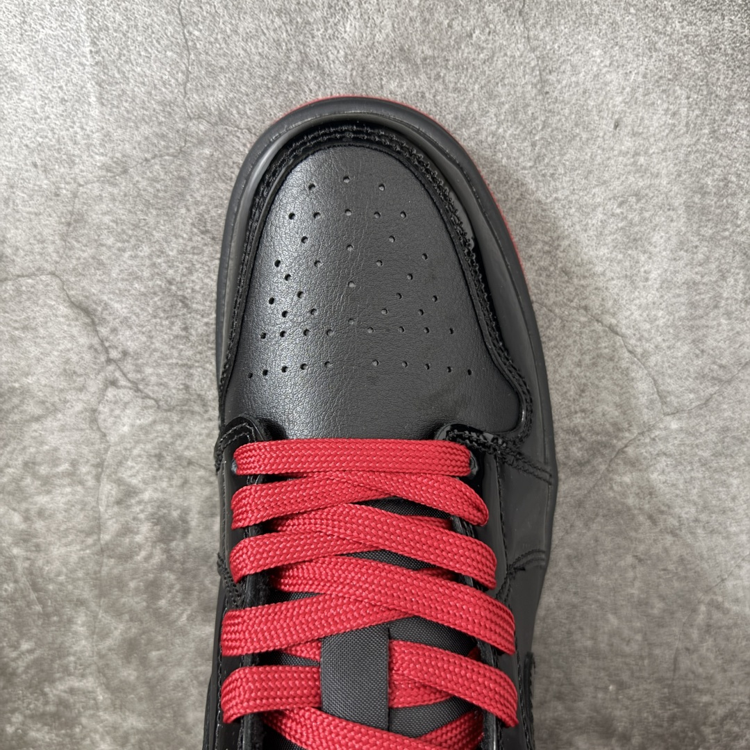 Air Jordan Low AJ1 乔1黑红漆皮 低帮文化休闲运动板鞋 -161/606 市面中低帮最具代表性版本没有 Air Jordan Low AJ1 乔1黑红漆皮 低帮文化休闲运动板鞋 -161/606 市面中低帮最具代表性版本没有