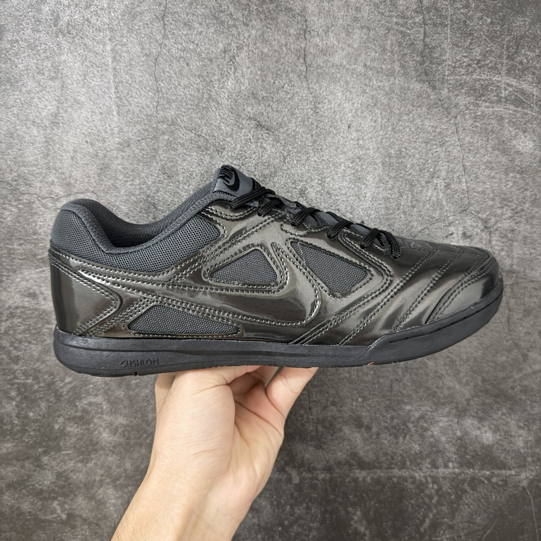 NIKE GATO 低帮生活休闲鞋 透气网布眼融入皮革，织和物合成材质覆面，营造21世初纪的畅跑美学概念。泡棉中底盈轻缓