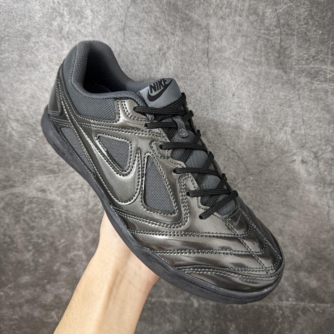 NIKE GATO 低帮生活休闲鞋 透气网布眼融入皮革，织和物合成材质覆面，营造21世初纪的畅跑美学概念。泡棉中底盈轻缓