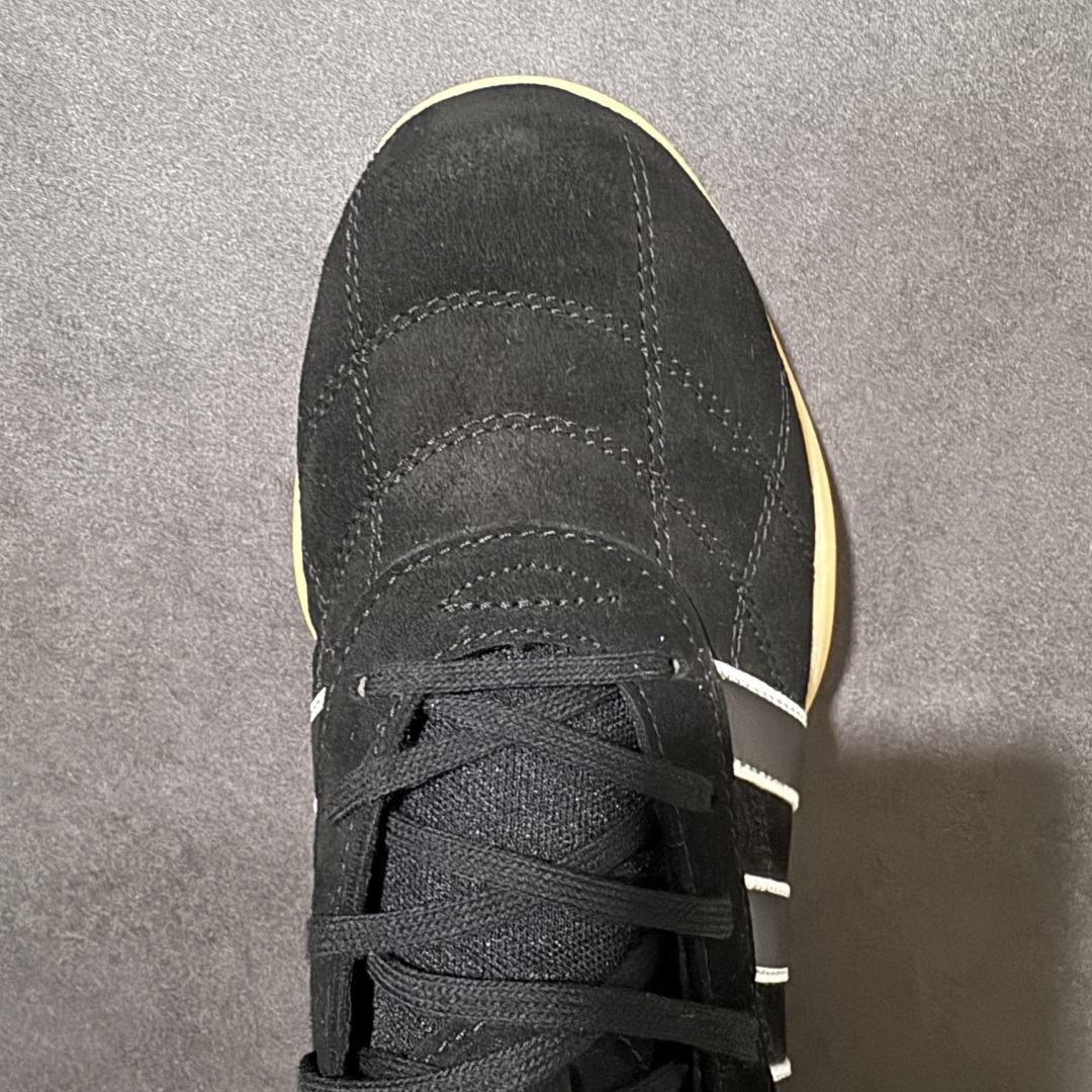 adidas adidas ADIRACER 2026 运动舒适 防滑耐磨包裹性 低帮 训练鞋 男女同款 货号：HQ91