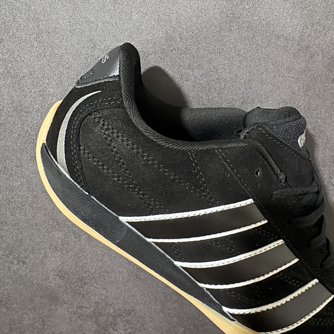 adidas adidas ADIRACER 2026 运动舒适 防滑耐磨包裹性 低帮 训练鞋 男女同款 货号：HQ91