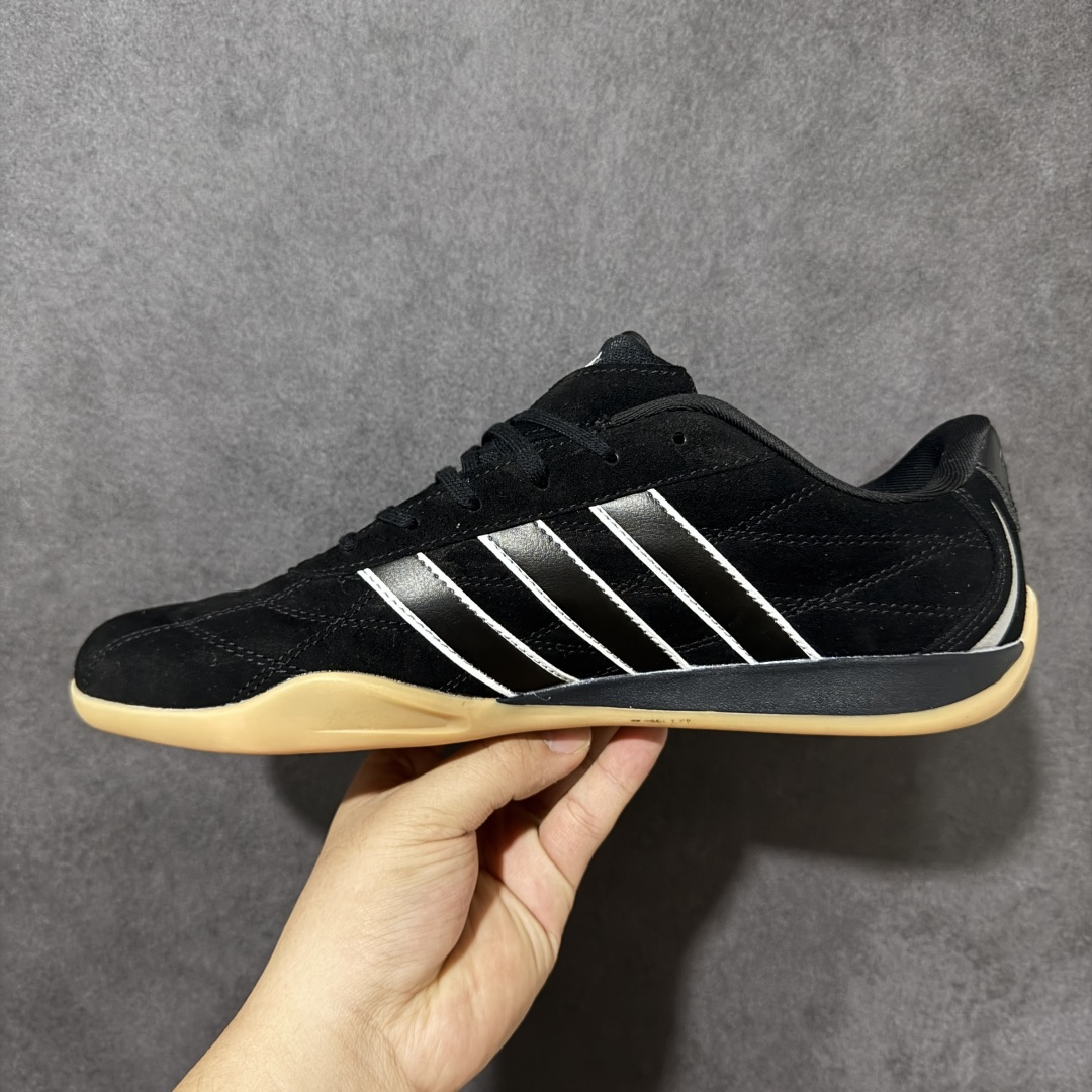 adidas adidas ADIRACER 2026 运动舒适 防滑耐磨包裹性 低帮 训练鞋 男女同款 货号：HQ91