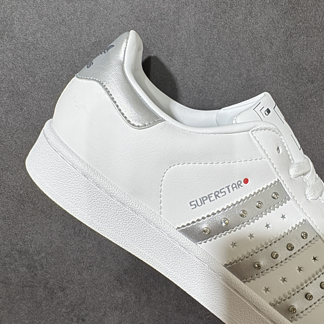 Adidas Originals Superstar贝壳头系列 阿迪达斯 低帮经典百搭休闲运动板鞋 货号:JR4505 