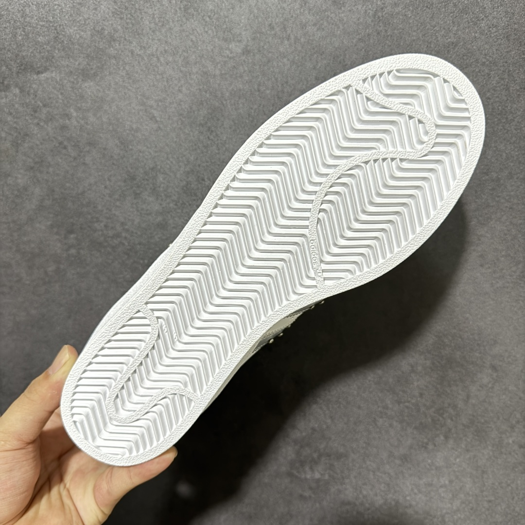 Adidas Originals Superstar贝壳头系列 阿迪达斯 低帮经典百搭休闲运动板鞋 货号:JR4505 