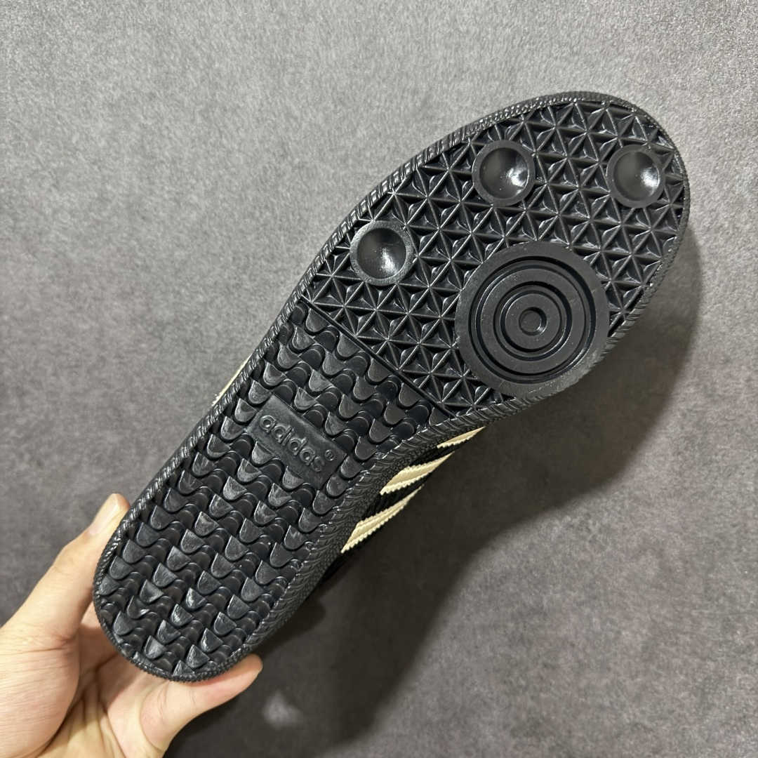 Adidas Originals Samba OG 阿迪桑巴舞系列绅士德训风百搭低帮休闲运动板鞋 货号: KH7842 