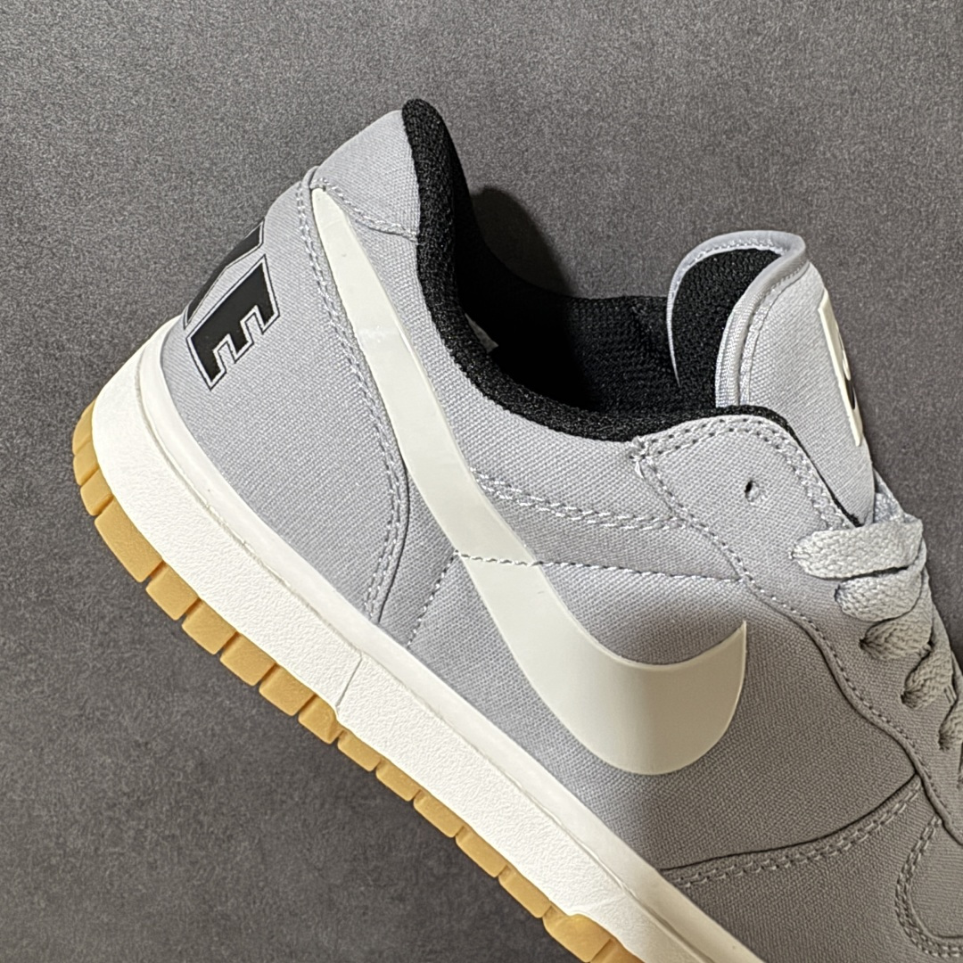 Nike Big Lux Low 耐克 低帮 灰色 男女同款 舒适柔软低邦板鞋 鞋款整体以灰色织物材质打造，搭配白色Sw
