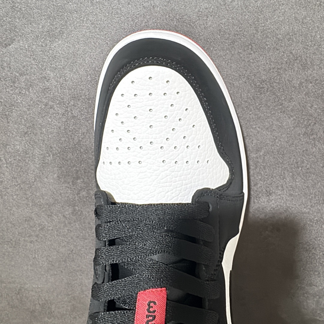 Air Jordan 1 Low 乔1 AJ1低帮板鞋 原鞋原档案开发 头层面料 原档冲孔鞋头 鞋垫背胶工艺 四线拉帮工