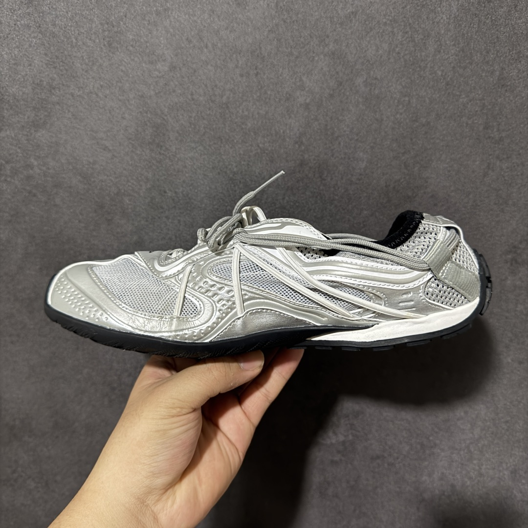 Balenciaga Radar Gradient Lines 巴黎世家 低帮 银色 做旧效果系带圆头低邦生活休闲鞋 鞋