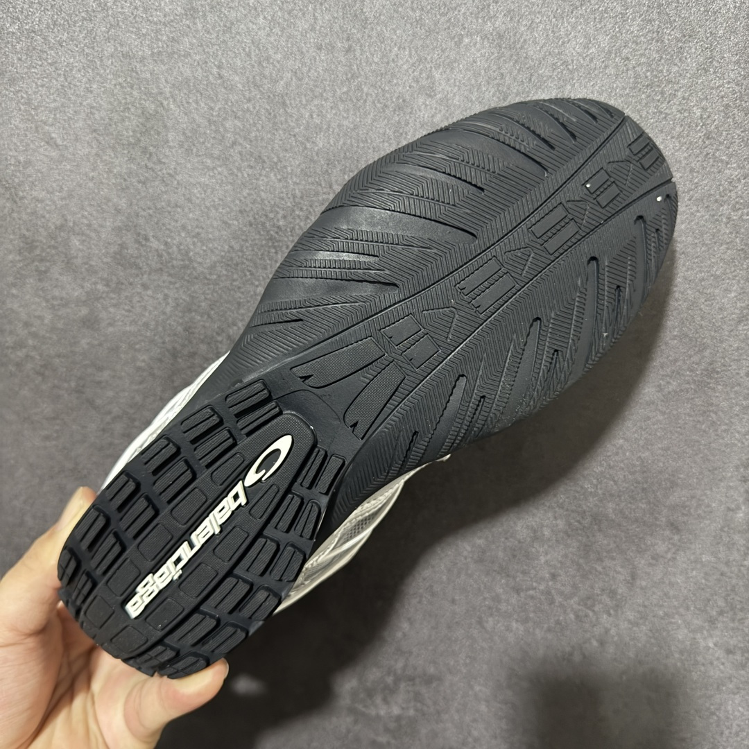 Balenciaga Radar Gradient Lines 巴黎世家 低帮 银色 做旧效果系带圆头低邦生活休闲鞋 鞋