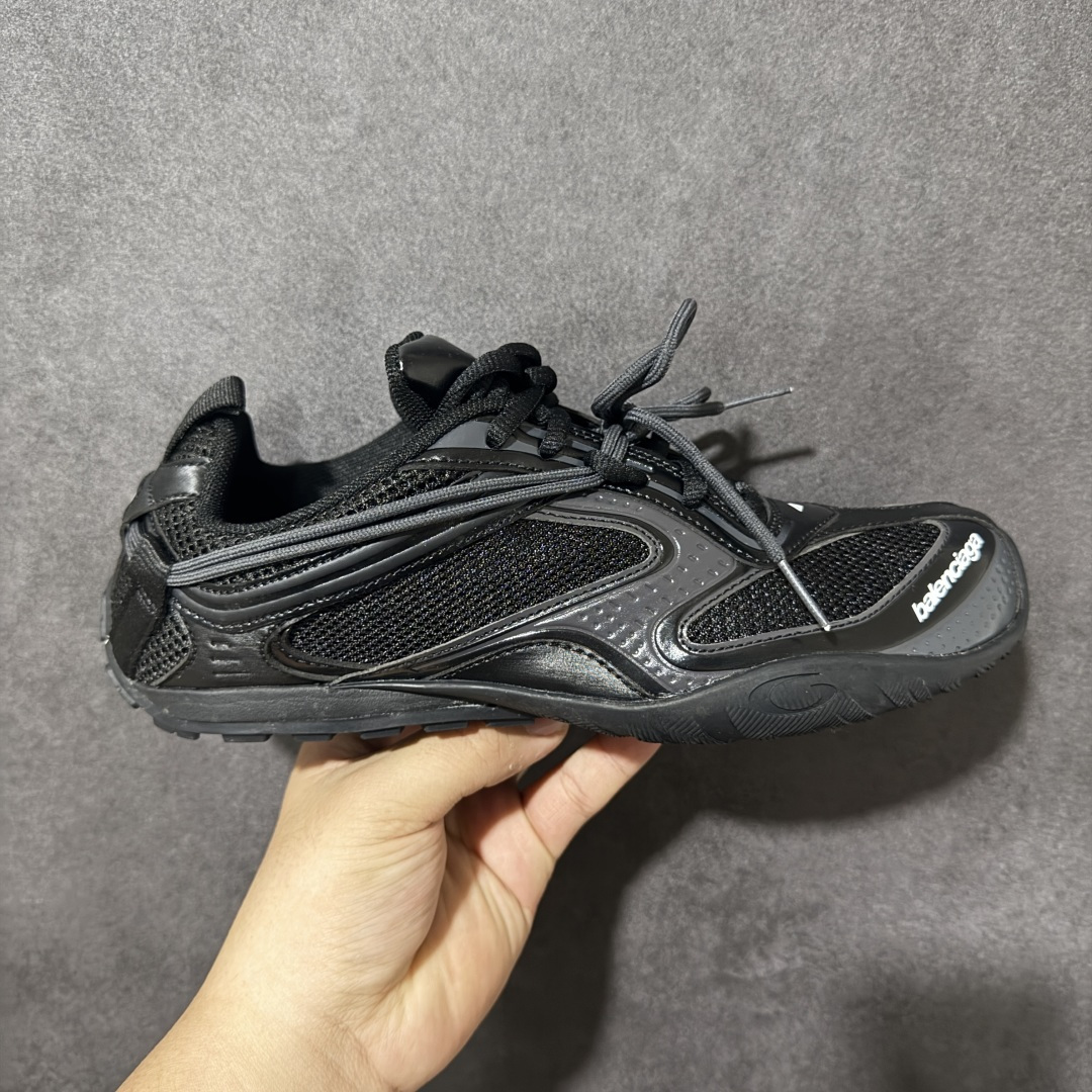Balenciaga Radar Gradient Lines 巴黎世家 低帮 银色 做旧效果系带圆头低邦生活休闲鞋 鞋