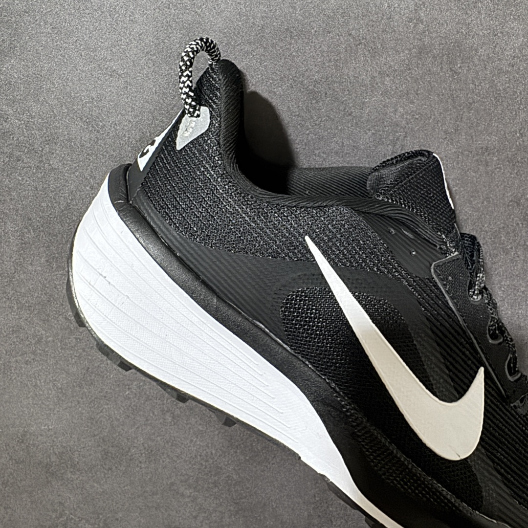 Nike REACTX PEGASUS TRAIL 6 越野跑步鞋 登月兼顾迅疾外观和稳固脚感 后跟覆面和中足动态支撑巧