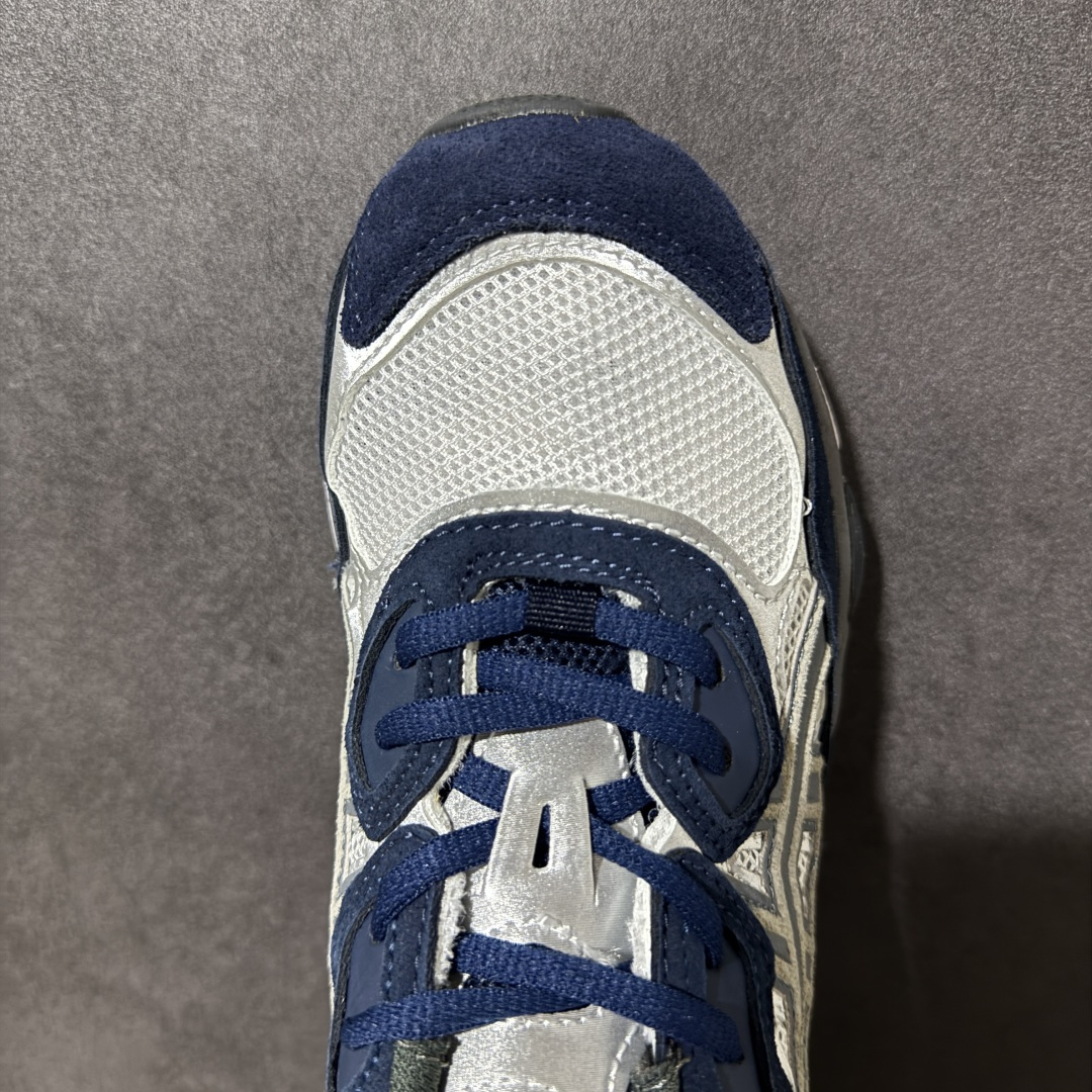 Asics Gel-NYC 阿斯克斯 亚瑟士 低帮 男女同款 科技未来Y2K户外机能风舒适时尚低邦跑步鞋 货号：1201