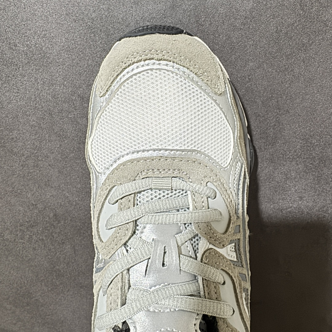 Asics Gel-NYC 阿斯克斯 亚瑟士 低帮 男女同款 科技未来Y2K户外机能风舒适时尚低邦跑步鞋 货号：1201