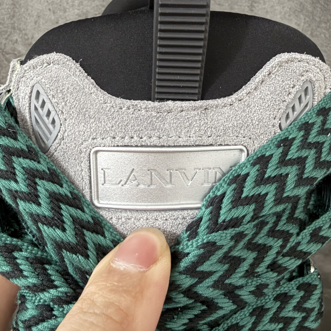 Lanvin Leather Curb Sneakers 浪凡面包鞋 现货 原版1:1开模重工艺制作 面料采用进口牛磨砂