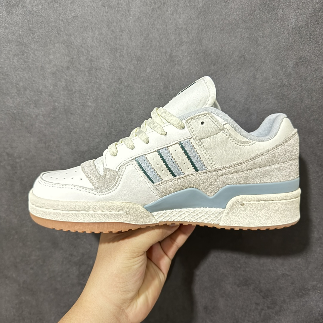 adidas Originals Forum 84 OG “Bright Bl 采用最新开发的鞋底 鞋底边墙纹路由一代的