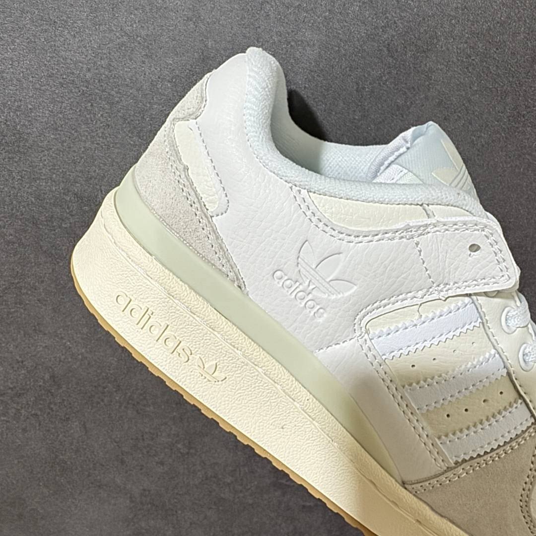 adidas Originals Forum 84 OG “Bright Bl 采用最新开发的鞋底 鞋底边墙纹路由一代的