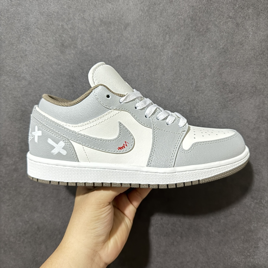Nike Air Jordan 1 aj1 Low 全新配色 AJ1乔1低帮休闲板鞋 同步官方配色 市场唯一独家头层皮打