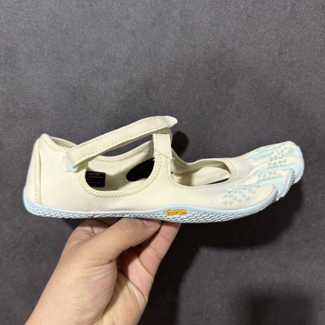 Vibram V-Soul 分趾玛丽珍五指鞋 魔术贴绑带设计，贴合脚型不掉跟 零落差薄底，模拟赤足感 普拉提、瑜伽、室内