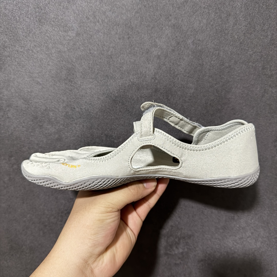 Vibram V-Soul 分趾玛丽珍五指鞋 魔术贴绑带设计，贴合脚型不掉跟 零落差薄底，模拟赤足感 普拉提、瑜伽、室内
