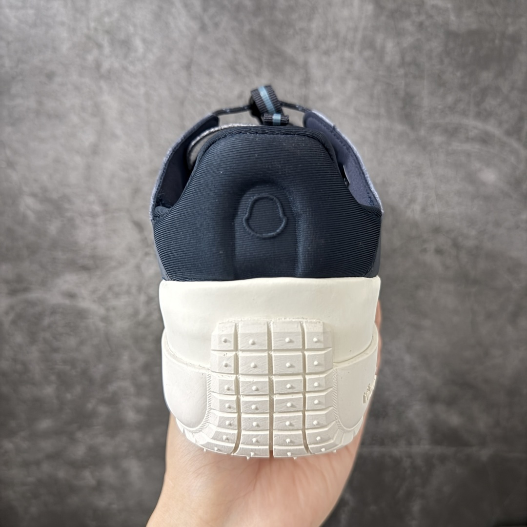 Moncler 蒙口 户外徒步登山鞋 灰网面搭配生胶厚底，复古山系感拉满 透气网布鞋面，加固鞋头防滑颗粒，多色织带鞋带设