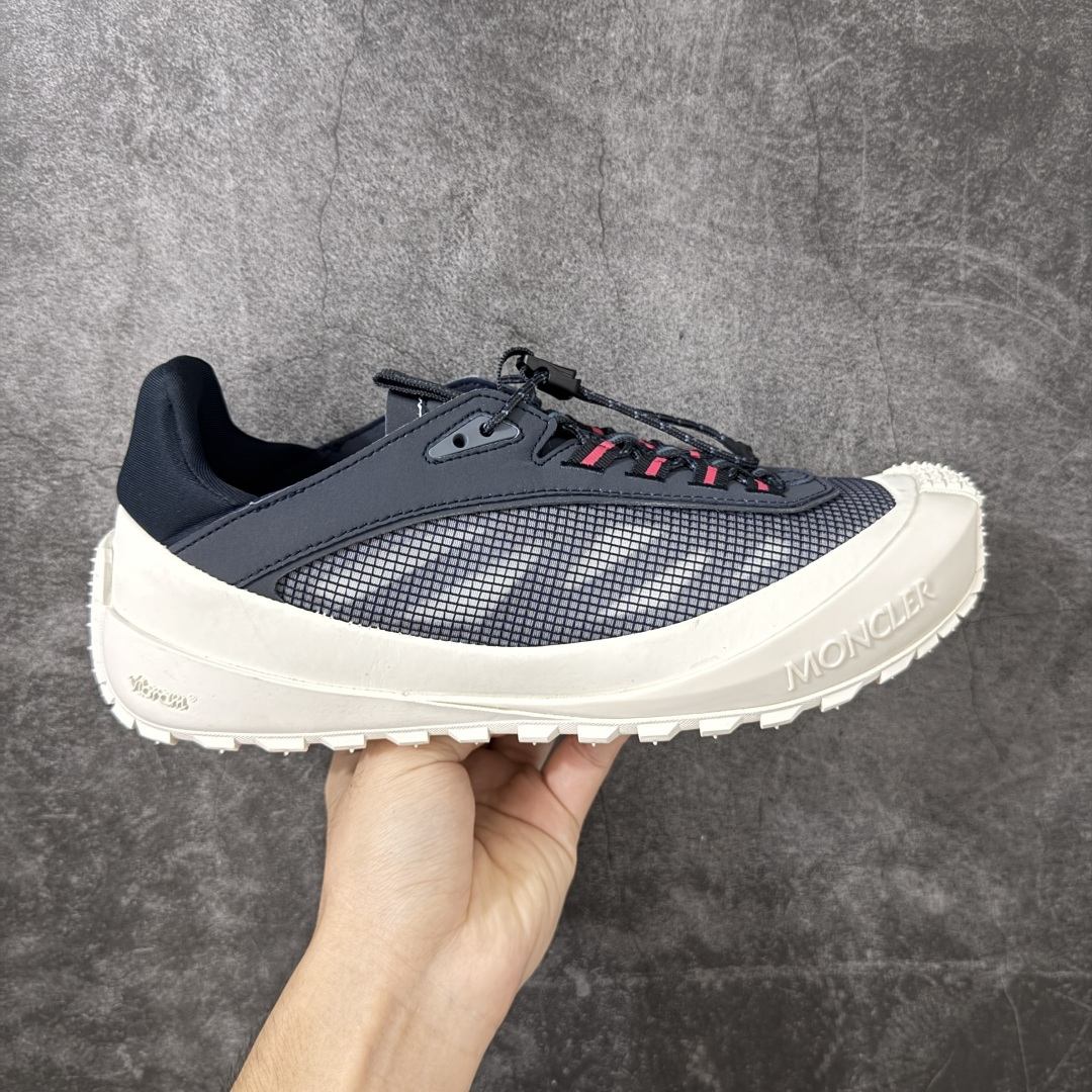 Moncler 蒙口 户外徒步登山鞋 灰网面搭配生胶厚底，复古山系感拉满 透气网布鞋面，加固鞋头防滑颗粒，多色织带鞋带设