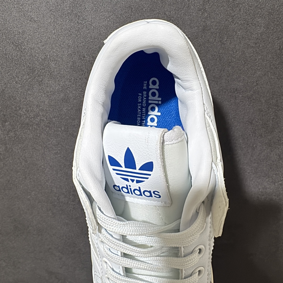adidas Originals Forum 84 OG “Bright Bl 采用最新开发的鞋底 鞋底边墙纹路由一代的