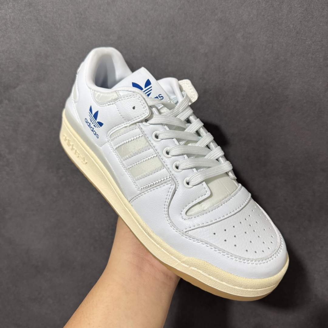 adidas Originals Forum 84 OG “Bright Bl 采用最新开发的鞋底 鞋底边墙纹路由一代的