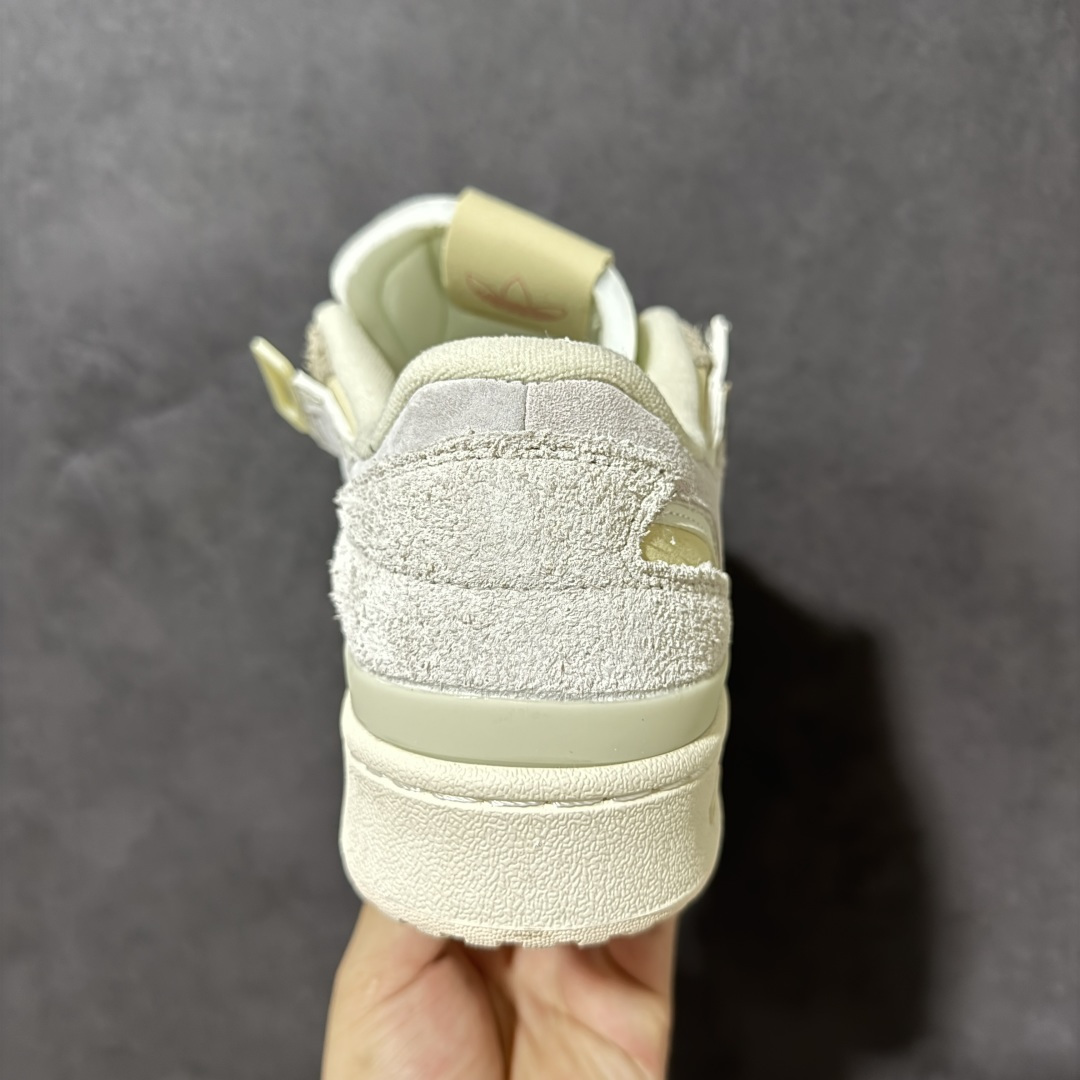 adidas Originals Forum 84 OG “Bright Bl 采用最新开发的鞋底 鞋底边墙纹路由一代的