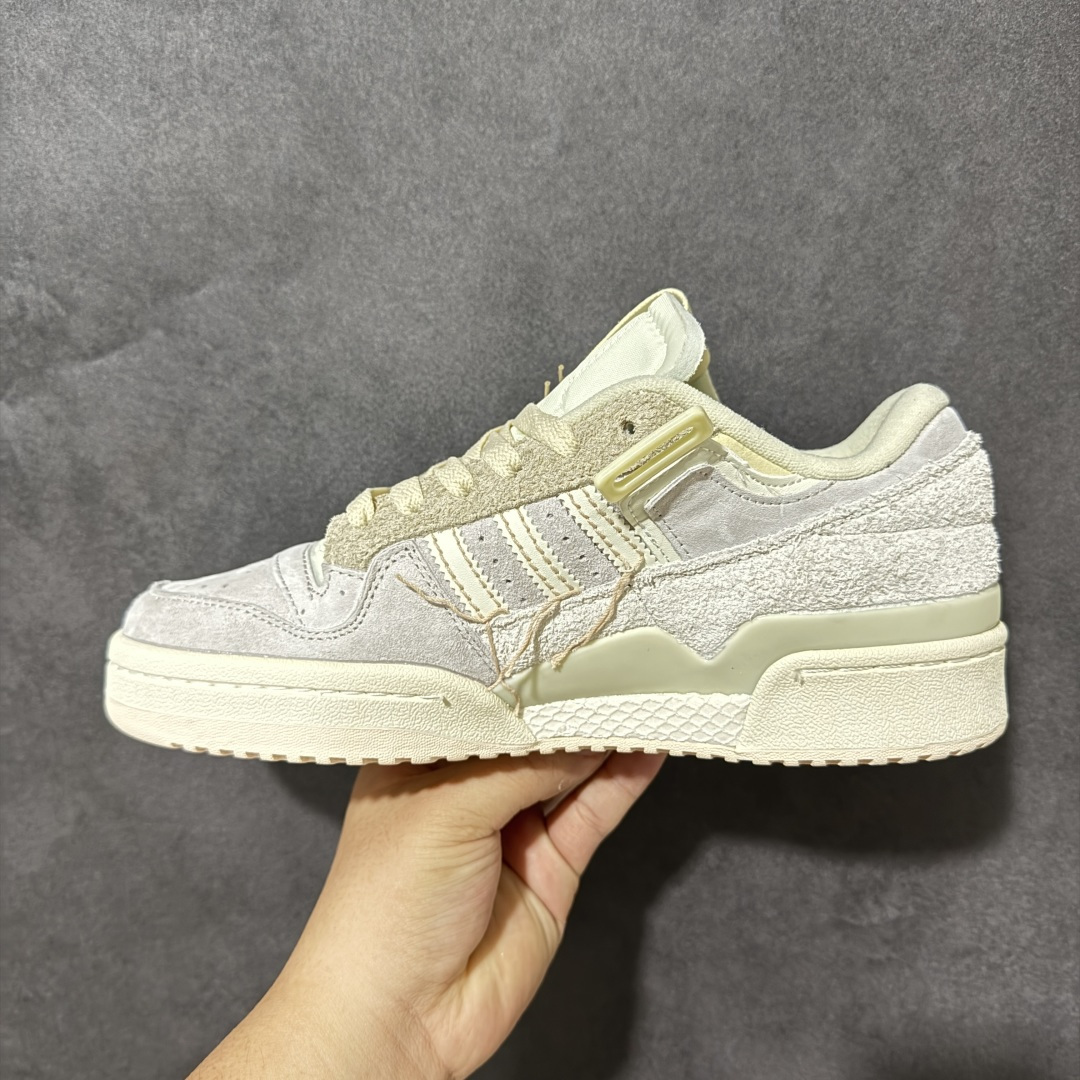 adidas Originals Forum 84 OG “Bright Bl 采用最新开发的鞋底 鞋底边墙纹路由一代的